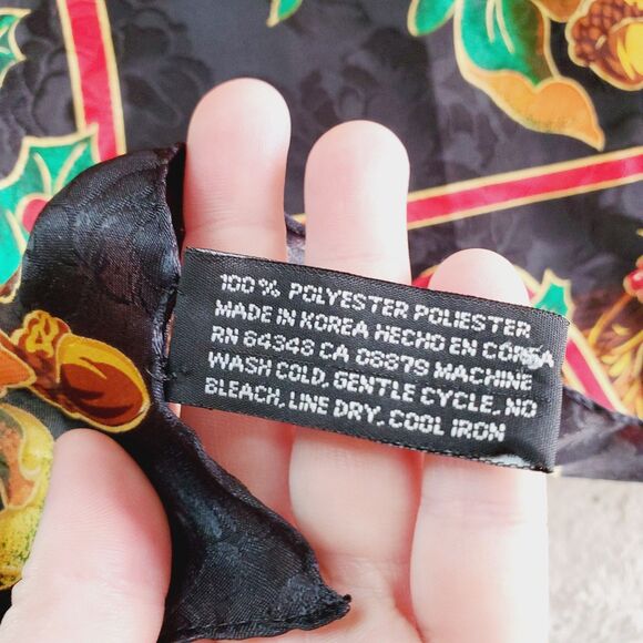 VTG Womens Christmas Scarf Poinsettia Acorn Red Green Holiday Scarves - Picture 3 of 7